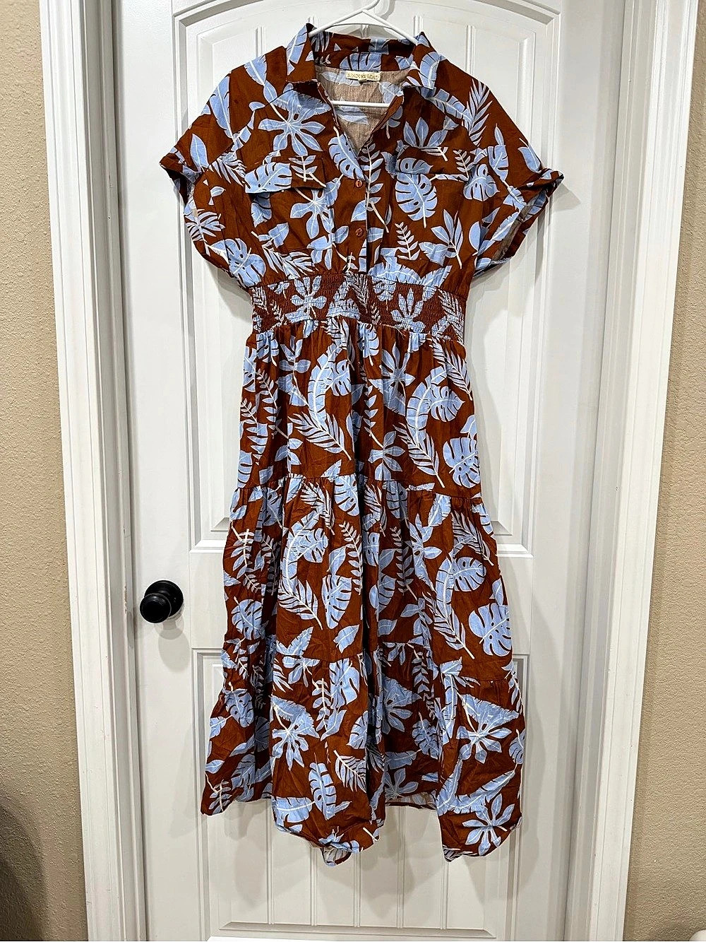 EUC Kings Road Brown Blue Tropical Leaf Smocked Tiered Maxi Dress L